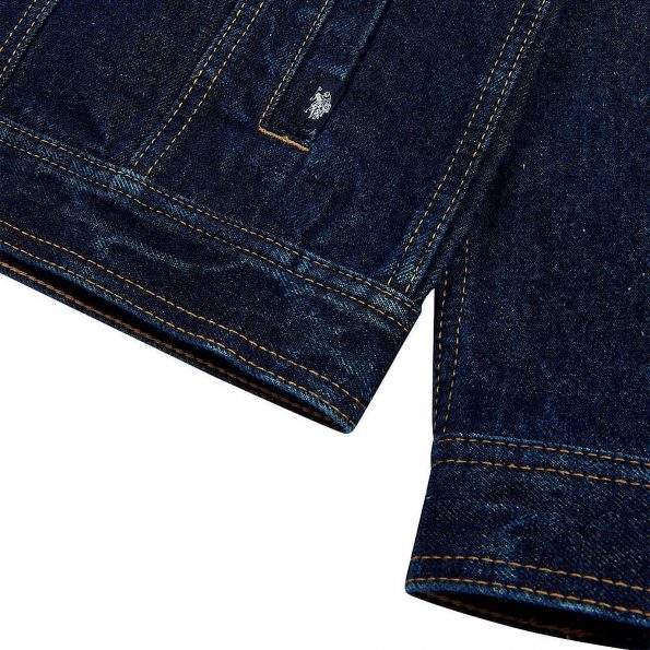 Casual men's denim jacket in rinse wash design in American Market