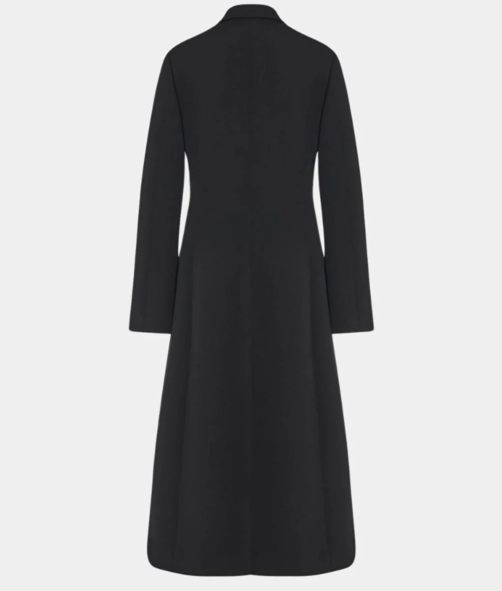 Agatha-Darkhold-Diaries-Kathryn-Black-Coat-3 Iconic black coat worn by Kathryn Hahn in Agatha All Along in USA