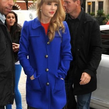 Chic wool coat worn by American singer Taylor Swift in American style