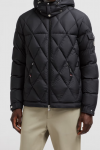averole-hooded-diamond-quilted-short-down-jacket-men-black-moncler