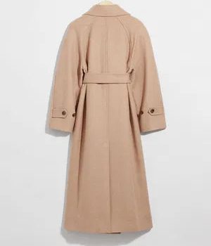 Stylish winter coat made from soft wool-blend fabric with belt in USA