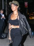 rihannaleatherjacket2_2_090795e6-13e1-4502-b379-b722fa6817d6