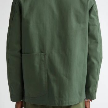 Casual button-up jacket in classic herringbone weave in USA