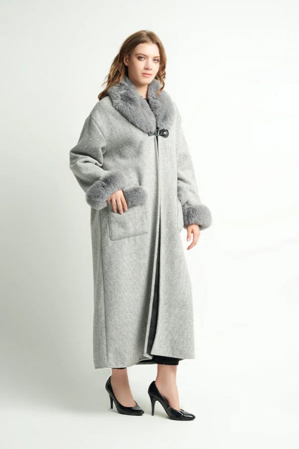 Stylish women long coat for winter wear in USA