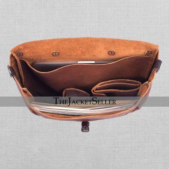 LEATHER MESSENGER BAG