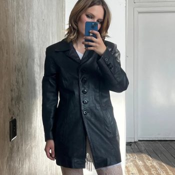 Retro leather button-down jacket for men and women in USA