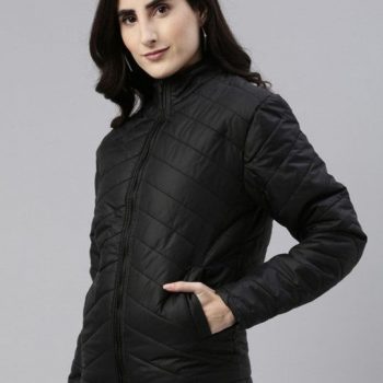 Quilted black windcheater jacket for women with lightweight insulation in USA